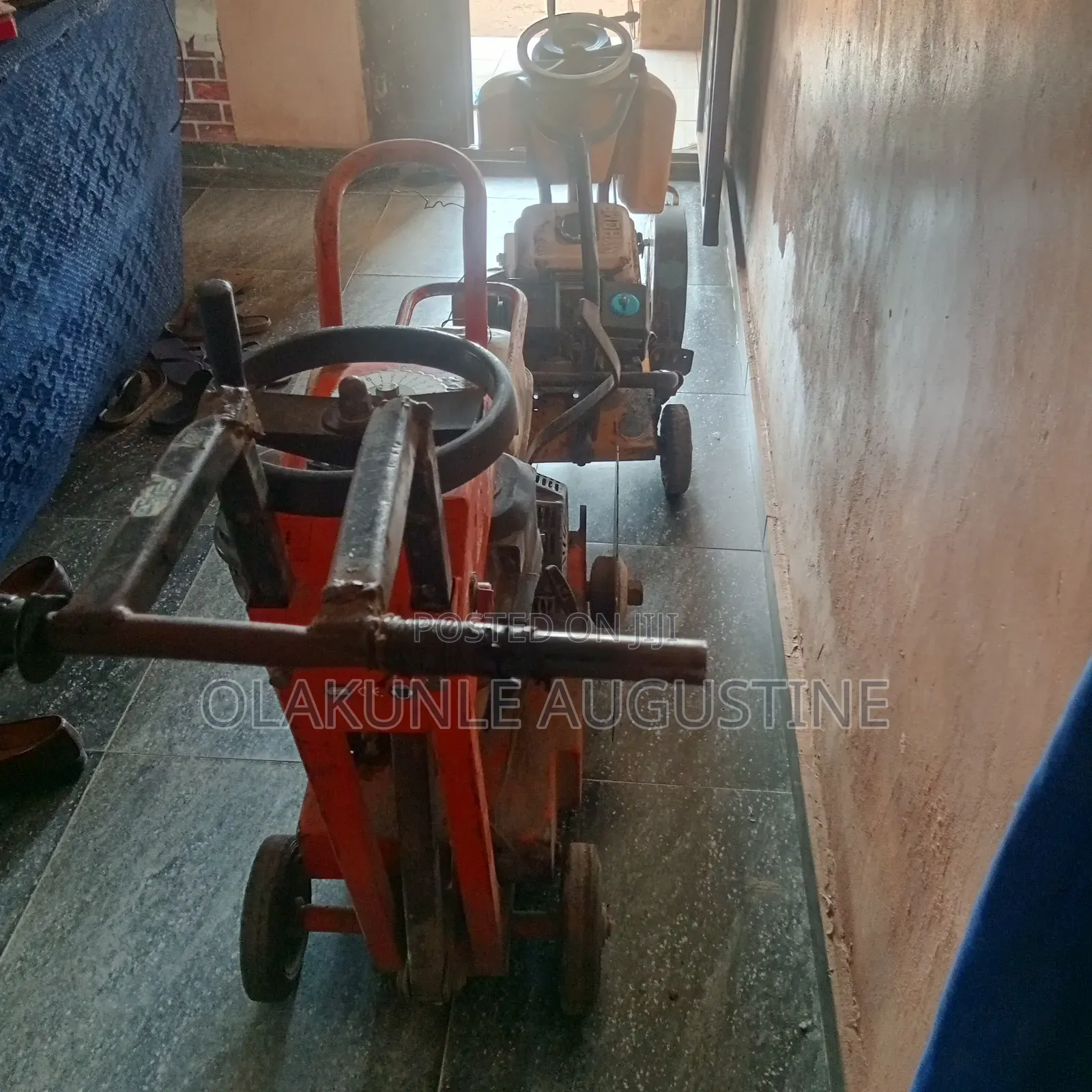 Asphalt Cutting Machine