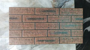 25/50 Crack Wall Tiles for Ur Surrounding Na Available