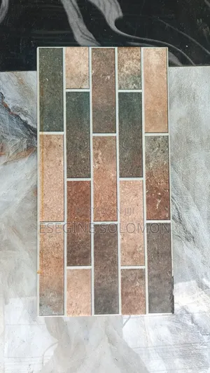 25/50 Crack Wall Tiles for Ur Surrounding Na Available