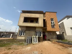 4bdrm Duplex in Apo Resettlement for sale