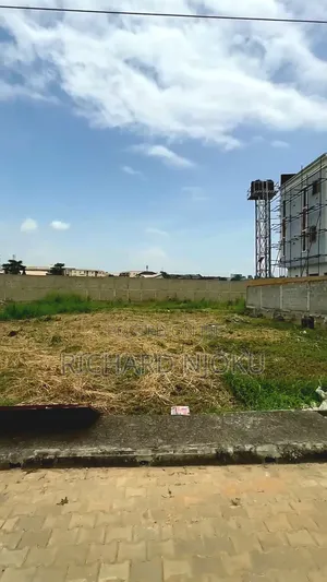 For Sale!
Opebi Ikeja Land Measuring 670sqm at Awuse Estate.