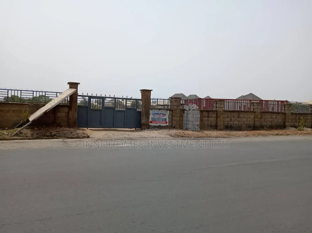 3,200sqm Multi-Purpose Plot