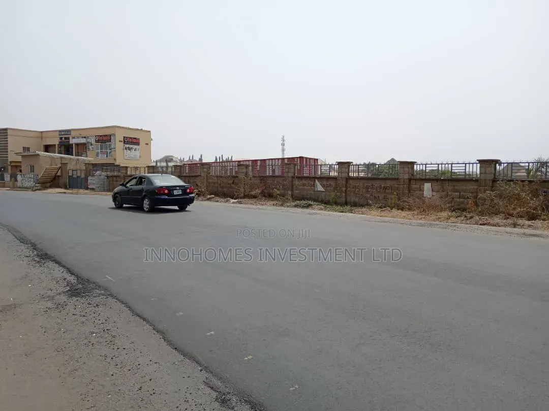 3,200sqm Multi-Purpose Plot
