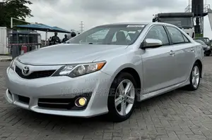 Toyota Camry 2010 Silver