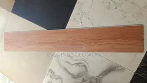 SPC Floor Tiles High Quality and High Durability Na Available