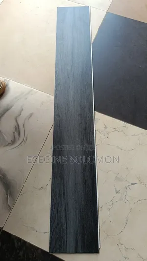 SPC Floor Tiles High Quality and High Durability Na Available