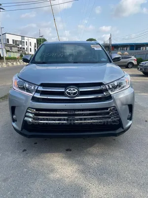Toyota Highlander Limited 4dr SUV (3.5L 6cyl 6A) 2014 Silver