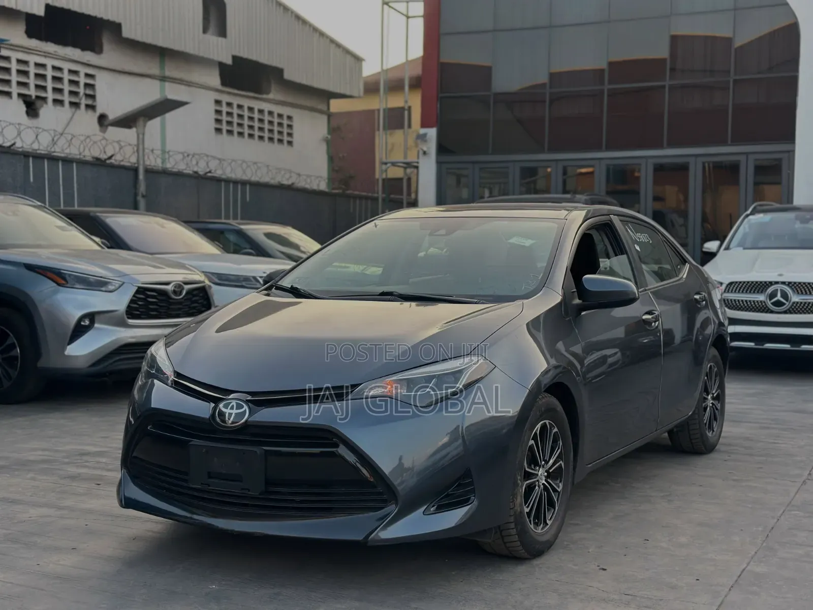 Toyota Corolla 2018 Gray