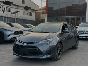 Toyota Corolla 2018 Gray
