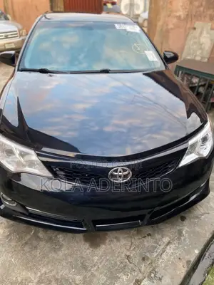 Toyota Camry SE 4dr Sedan (2.5L 4cyl 6A) 2012 Black