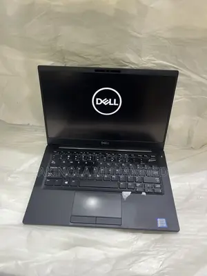 Laptop Dell Latitude 7390 8GB Intel Core i5 SSD 256GB