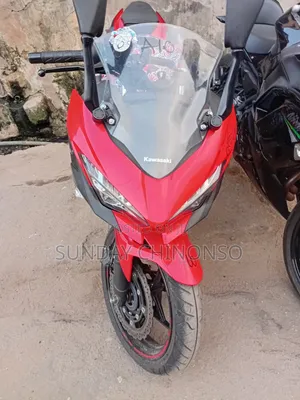 Kawasaki Ninja 400 2025 Red