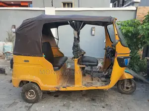 TVS King Deluxe Plus iTouch Start 2021 Yellow