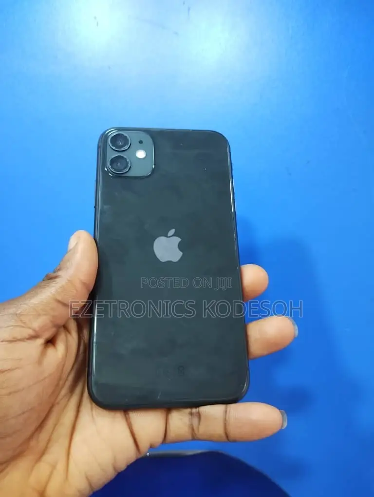 Apple iPhone 11 64 GB Black