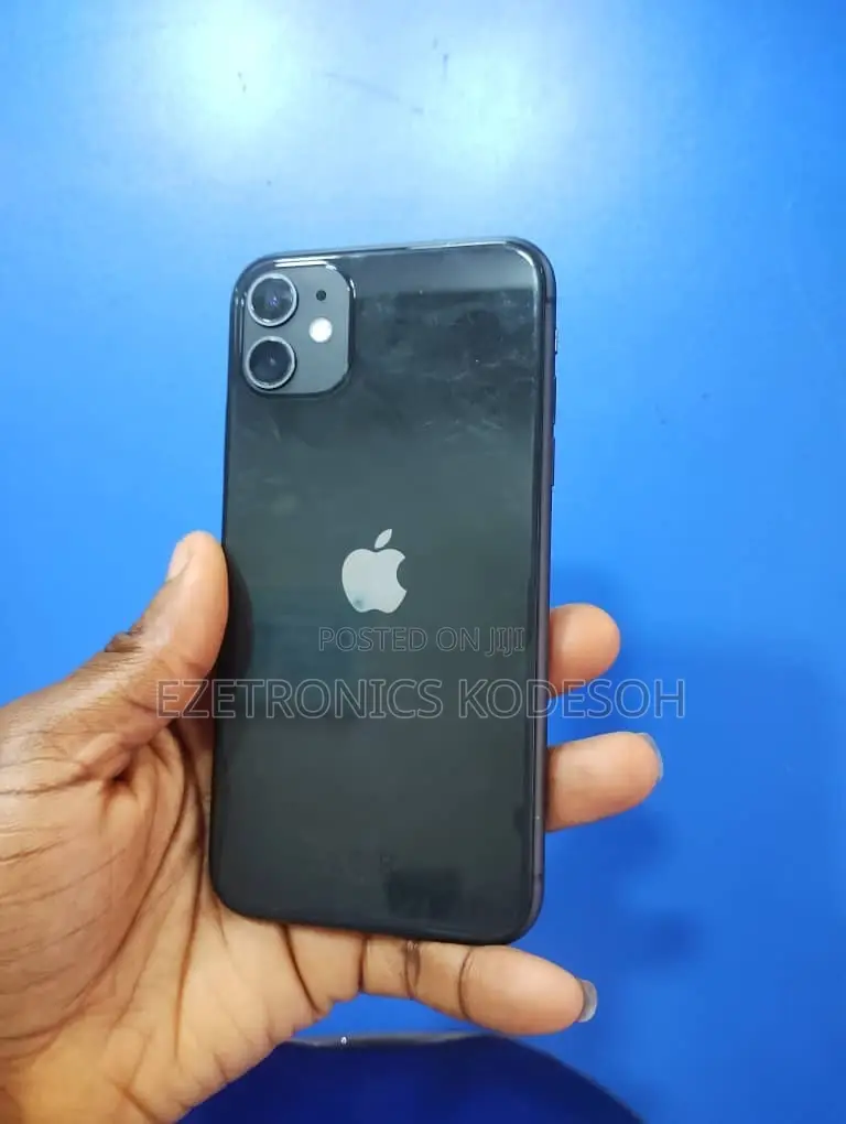 Apple iPhone 11 64 GB Black