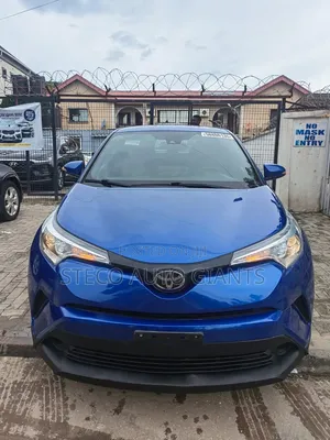 Toyota C-HR 2019 Blue