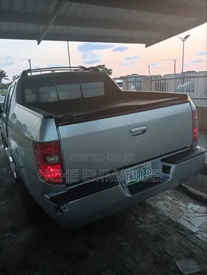 Honda Ridgeline 2010 Silver