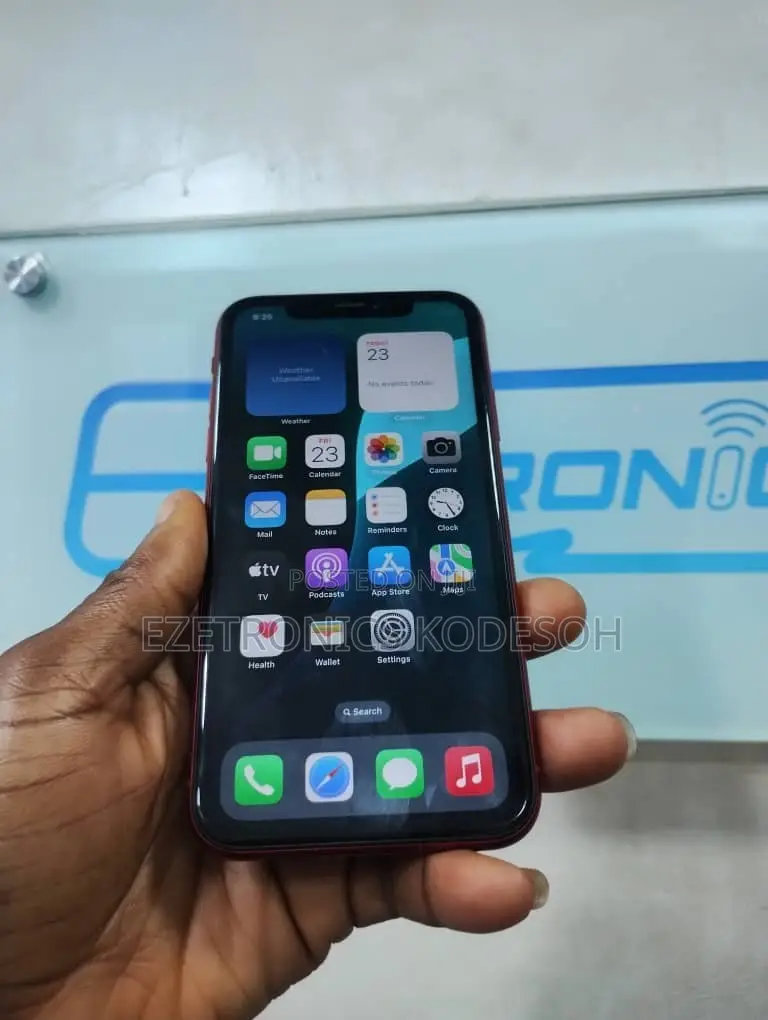 Apple iPhone XR 64 GB Red
