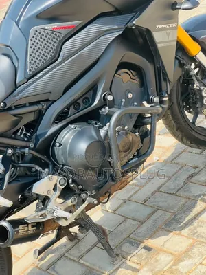 Yamaha 2020 Black