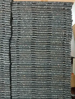 Heavy-Duty Rubber Gym Floor Tiles