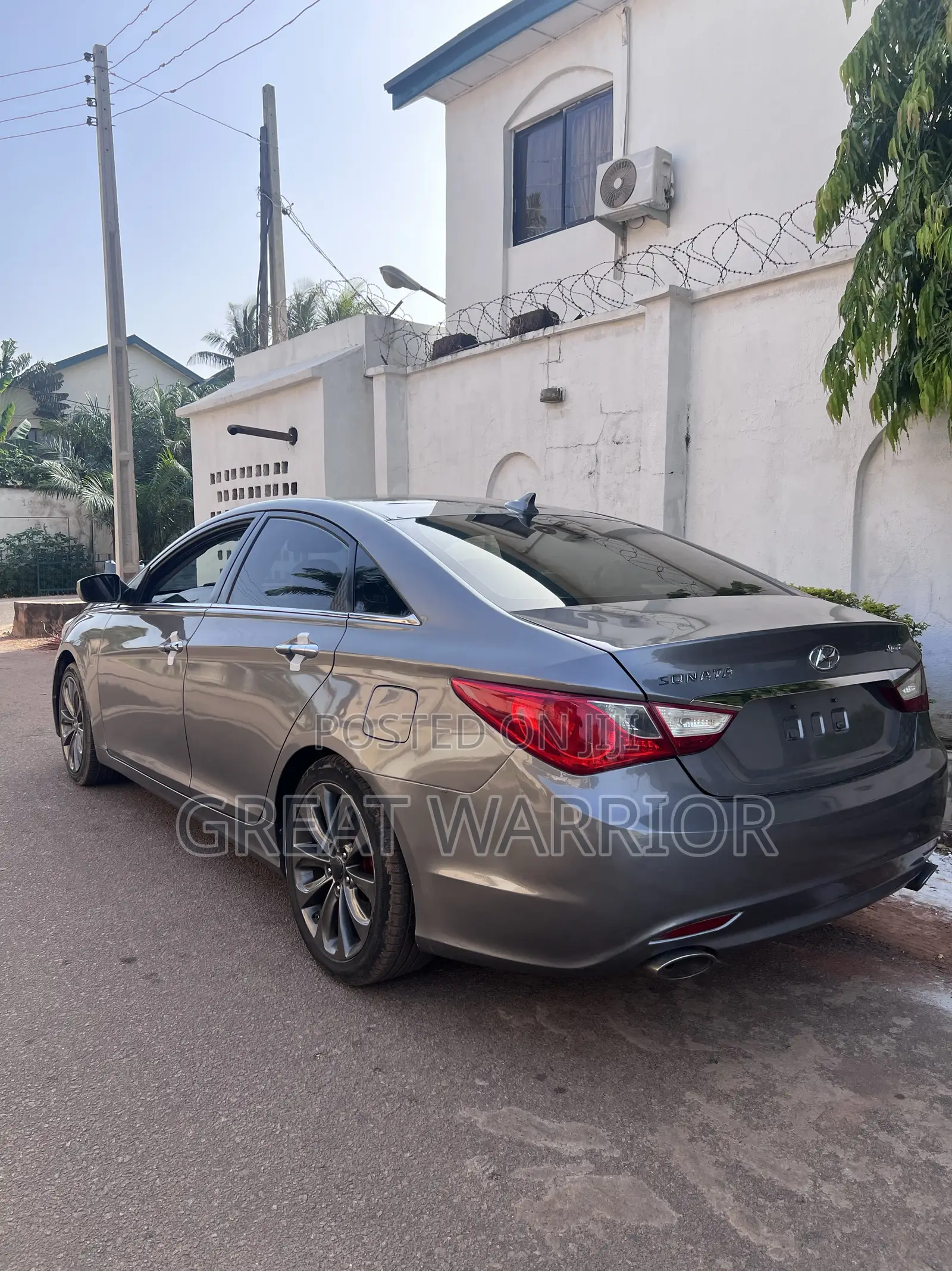 Hyundai Sonata 2011 Gray