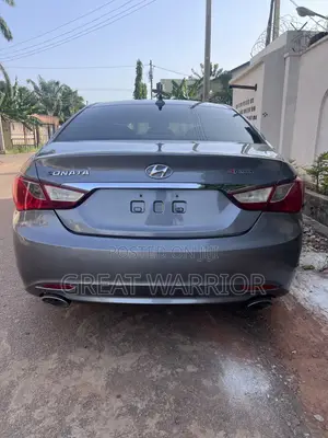 Hyundai Sonata 2011 Gray
