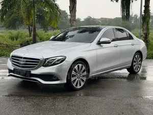 Mercedes-Benz E400 2017 Silver