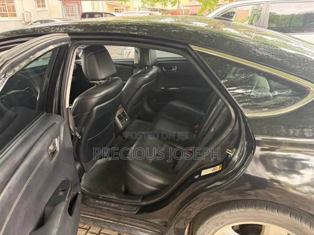 Toyota Avalon 2014 Black