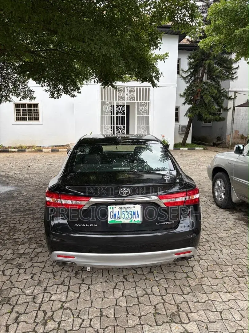 Toyota Avalon 2014 Black