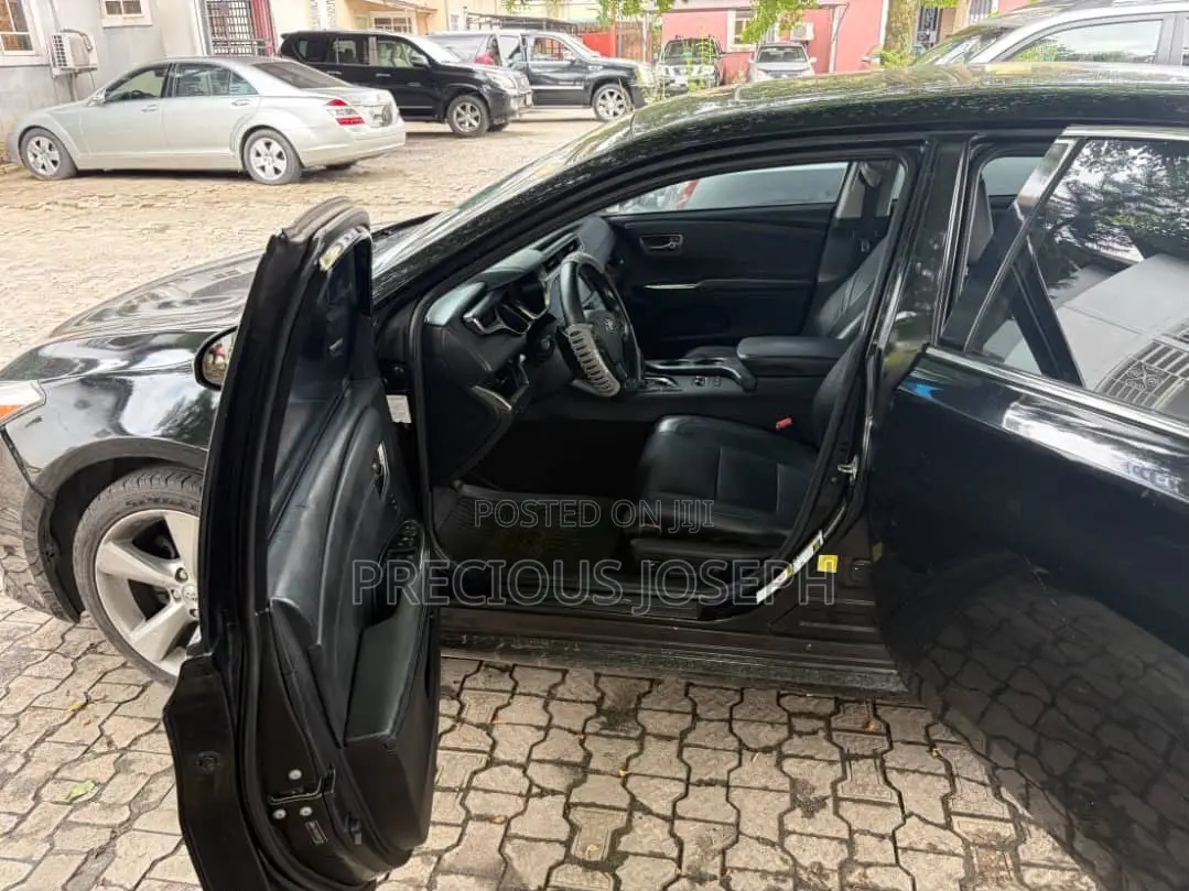 Toyota Avalon 2014 Black