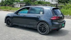 Volkswagen Golf GTI 2.0T S w/Performance Pkg 4-Door 2015 Gray