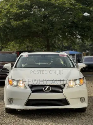 Lexus ES 350 FWD 2014 White