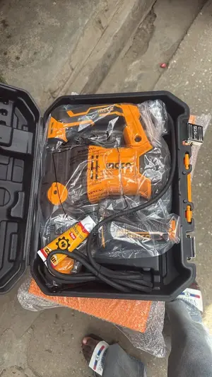 INGCO 1500W Rotary Hammer Drill