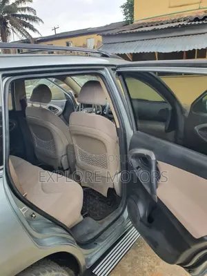 Toyota RAV4 2009 Blue