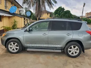 Toyota RAV4 2009 Blue