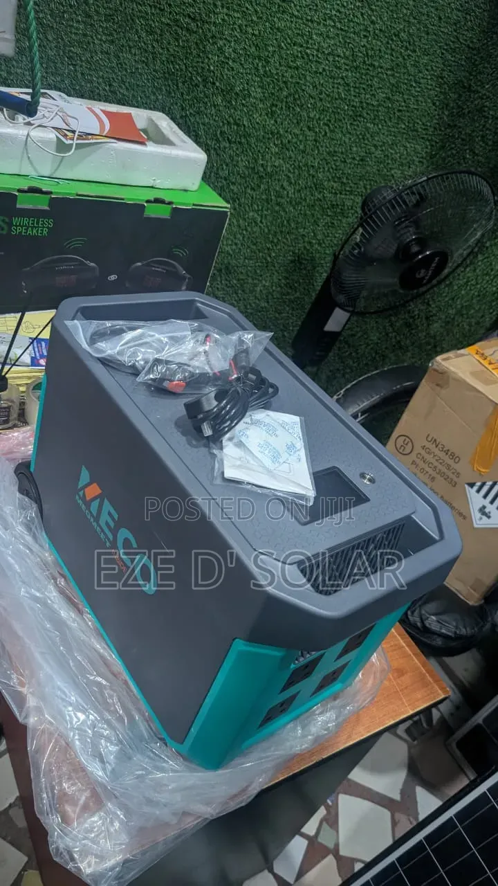 MECO 3.6kWh Solar Generator