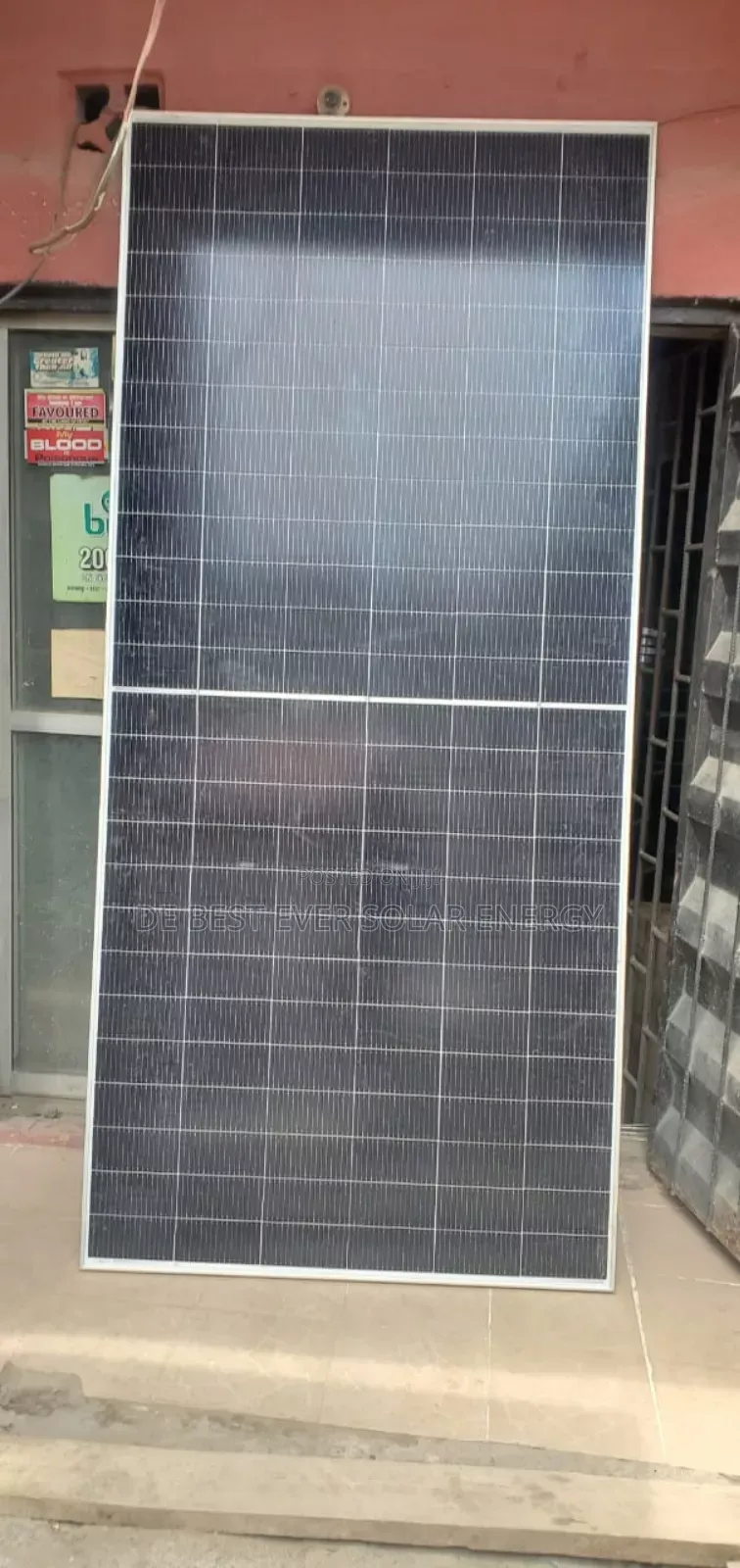 650watts Jinko Solar Panel