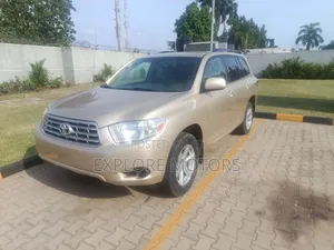 Toyota Highlander 2009 Gold