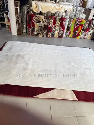 High Quality Centre Rug