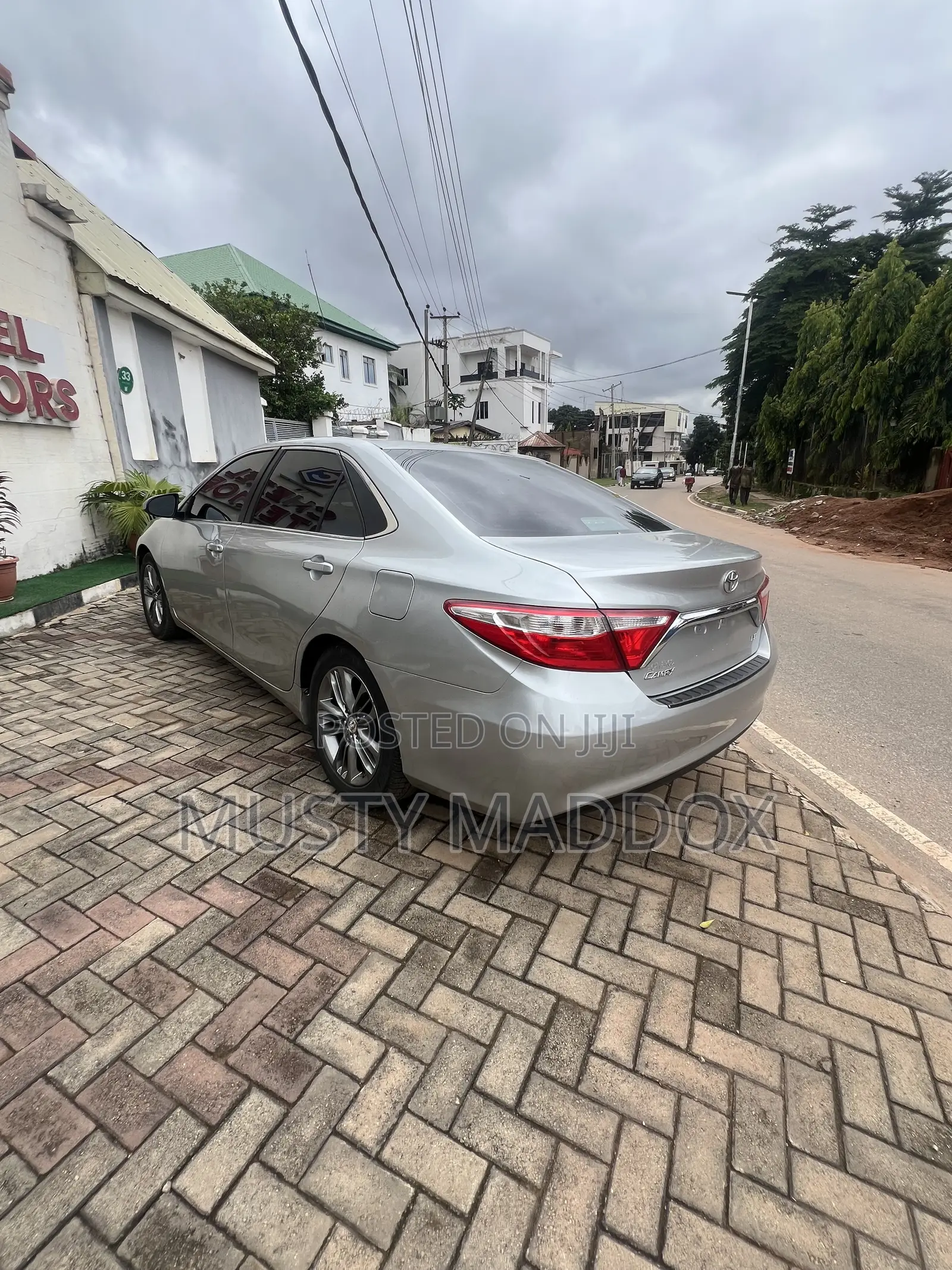 Toyota Camry 2016 Silver
