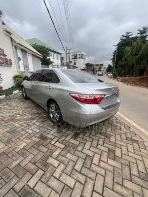 Toyota Camry 2016 Silver