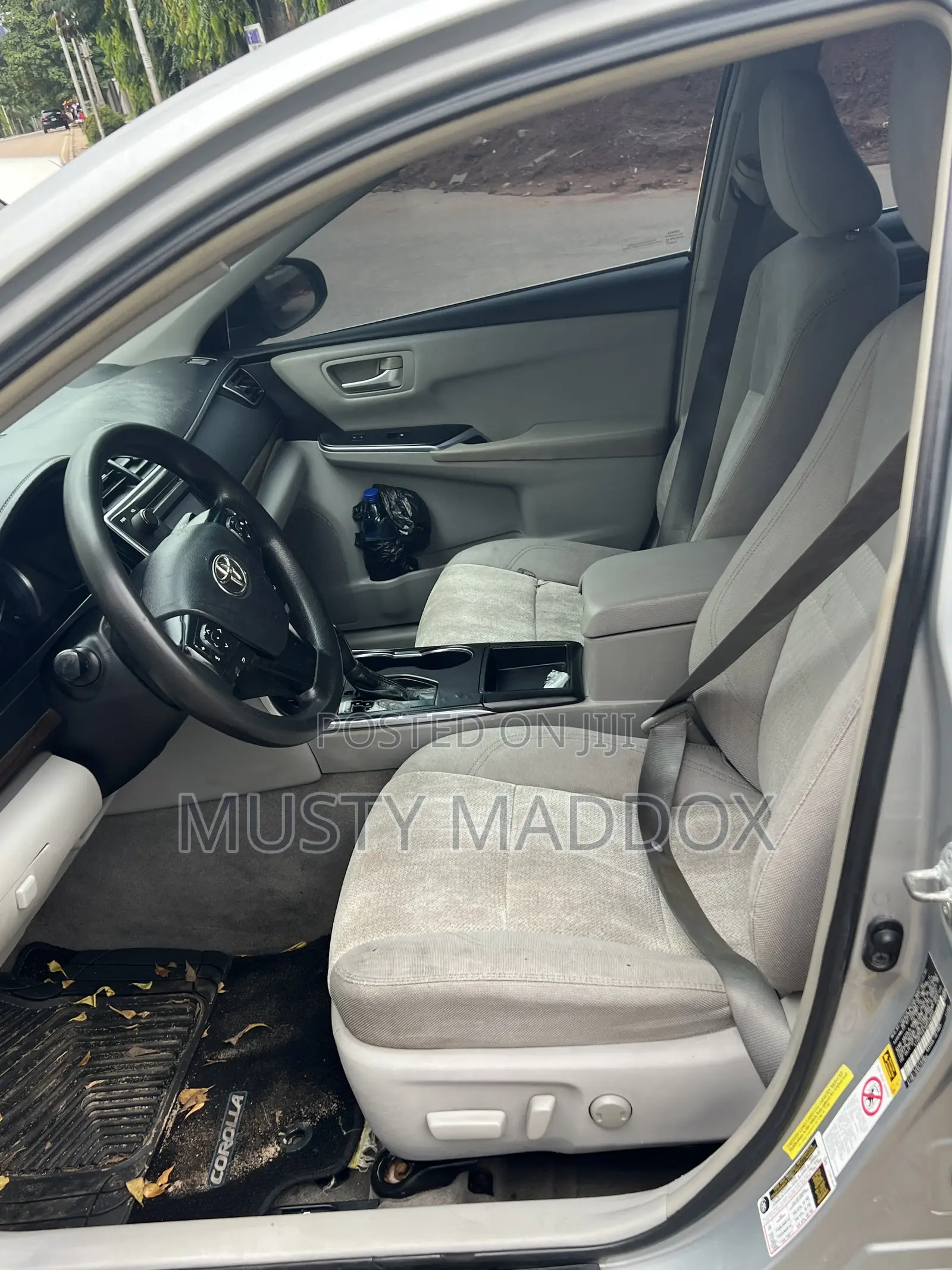 Toyota Camry 2016 Silver
