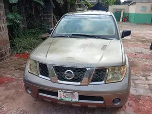 Nissan Pathfinder LE 4x4 2006 Gray