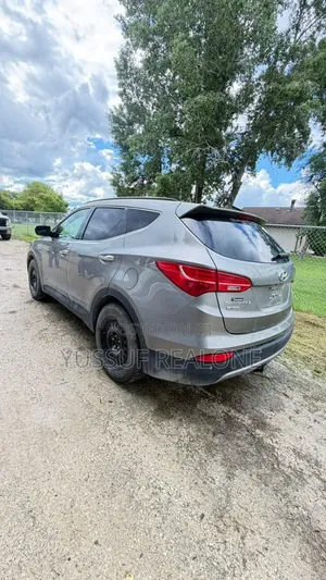 Hyundai Santa Fe 2014 Gray
