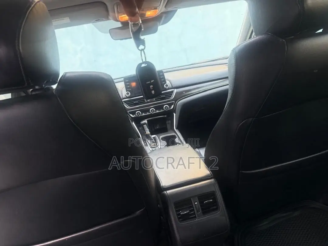 Honda Accord 2018 White