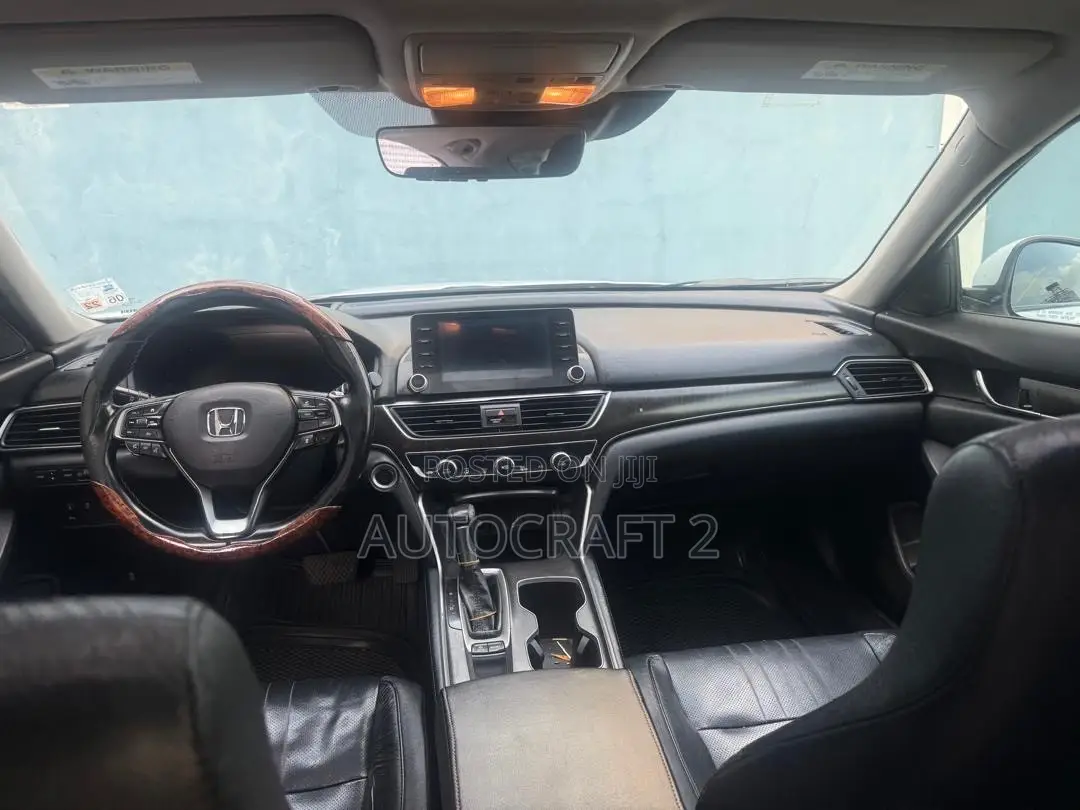 Honda Accord 2018 White