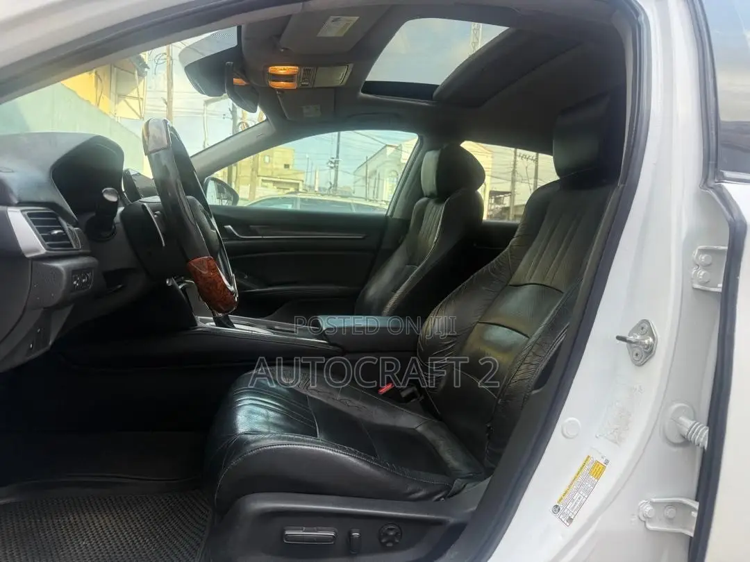 Honda Accord 2018 White