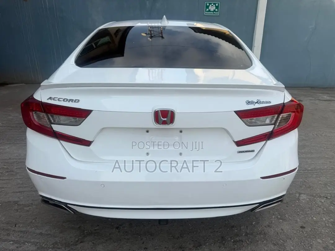 Honda Accord 2018 White