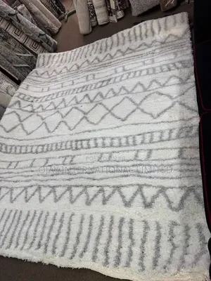 High Quality Centre Rug