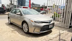 Toyota Avalon 2014 Gold